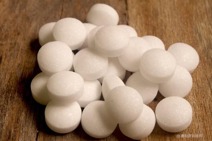 防蟲、防蛀、防潮的樟腦丸