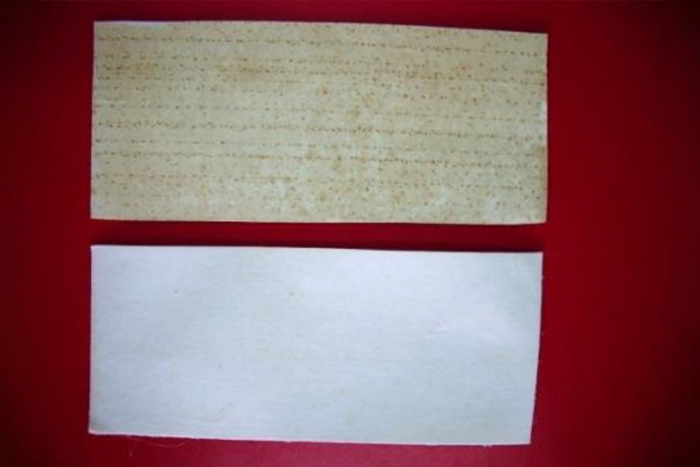 圖3-三夾板背板造成作品產(chǎn)生物理性褐斑